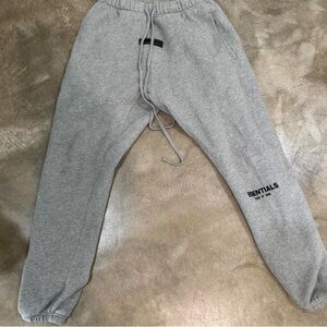 Essential pants worn twice great conditions